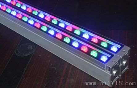 LED线型埋地灯