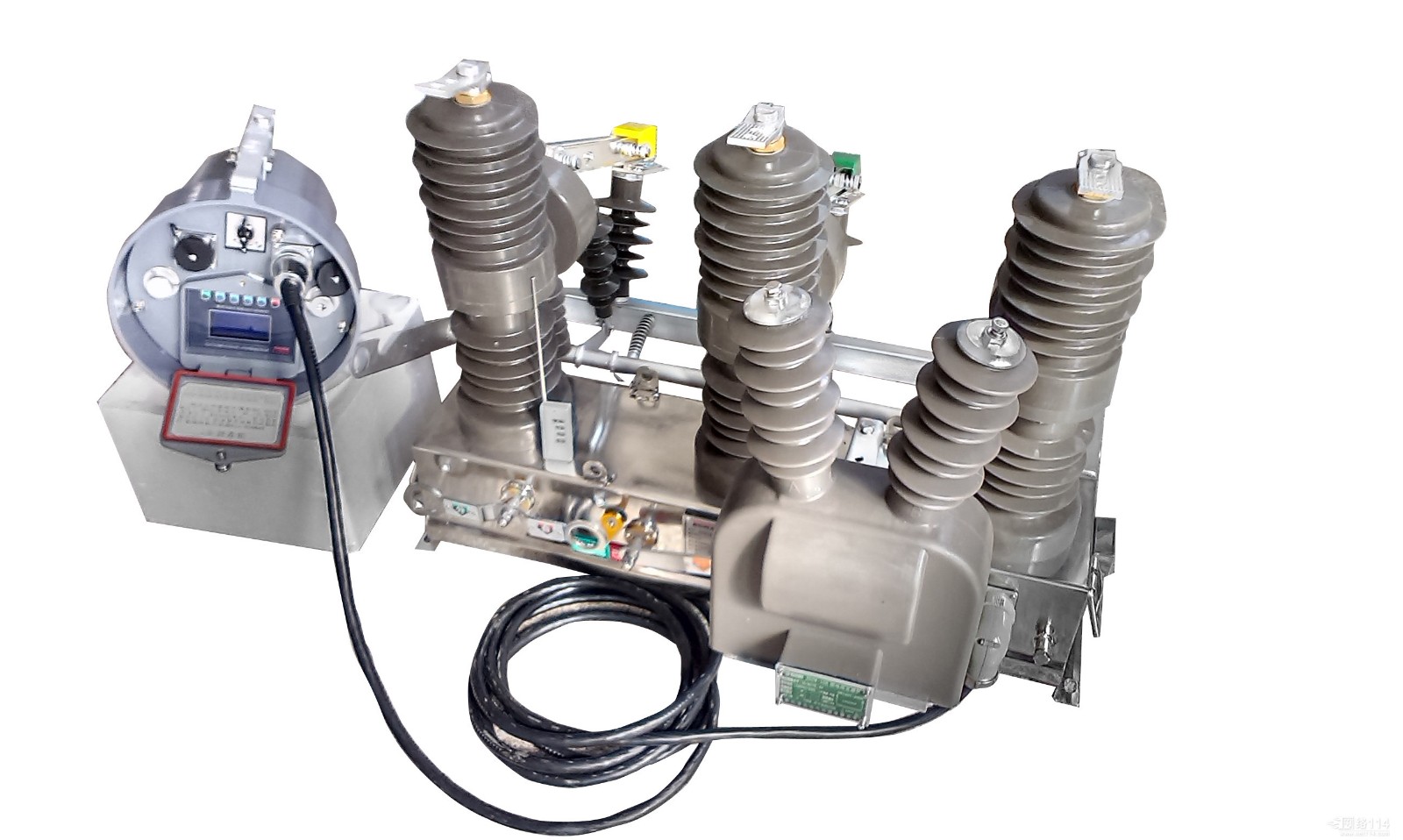 看门狗柱上断路器zw32f-12/630厂家直销