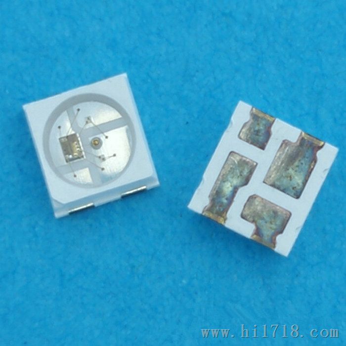 sk6812mini-3535 小的内置IC灯珠 幻彩点控led光源 IC封装在3535灯珠里