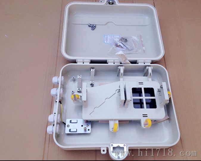 四川直插式SMC1分32芯光分路器箱FTTH光纤入户